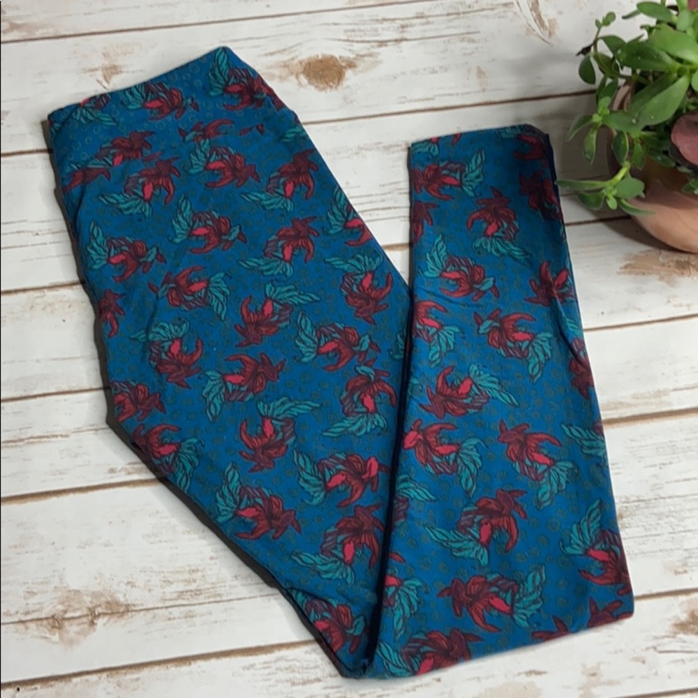 New LuLaRoe Beta Fish Leggings One Size